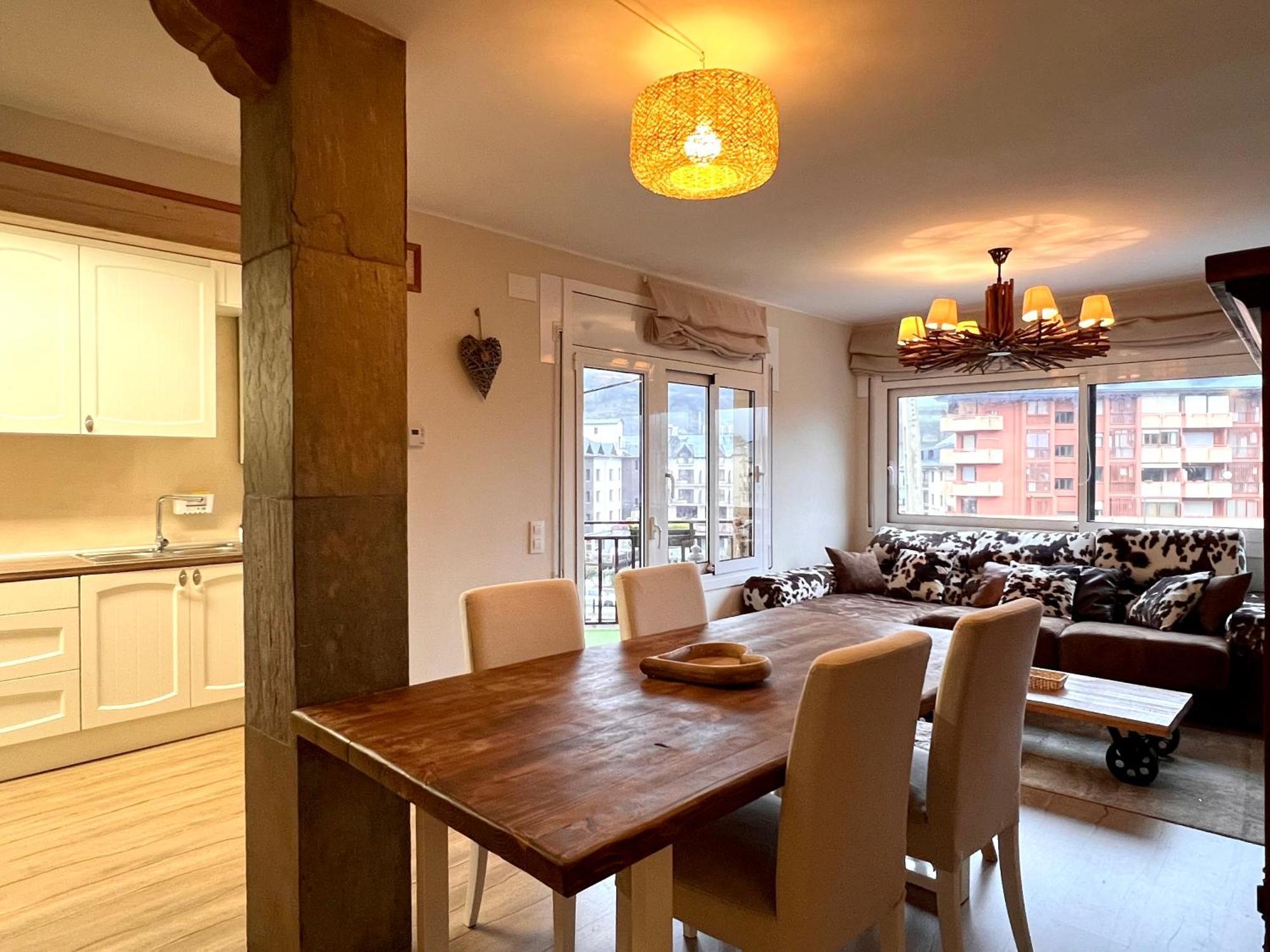 Apartament Les Vernedes - L'Amfitriona ソート エクステリア 写真
