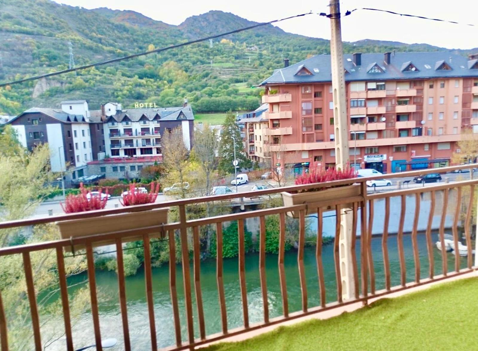 Apartament Les Vernedes - L'Amfitriona ソート エクステリア 写真